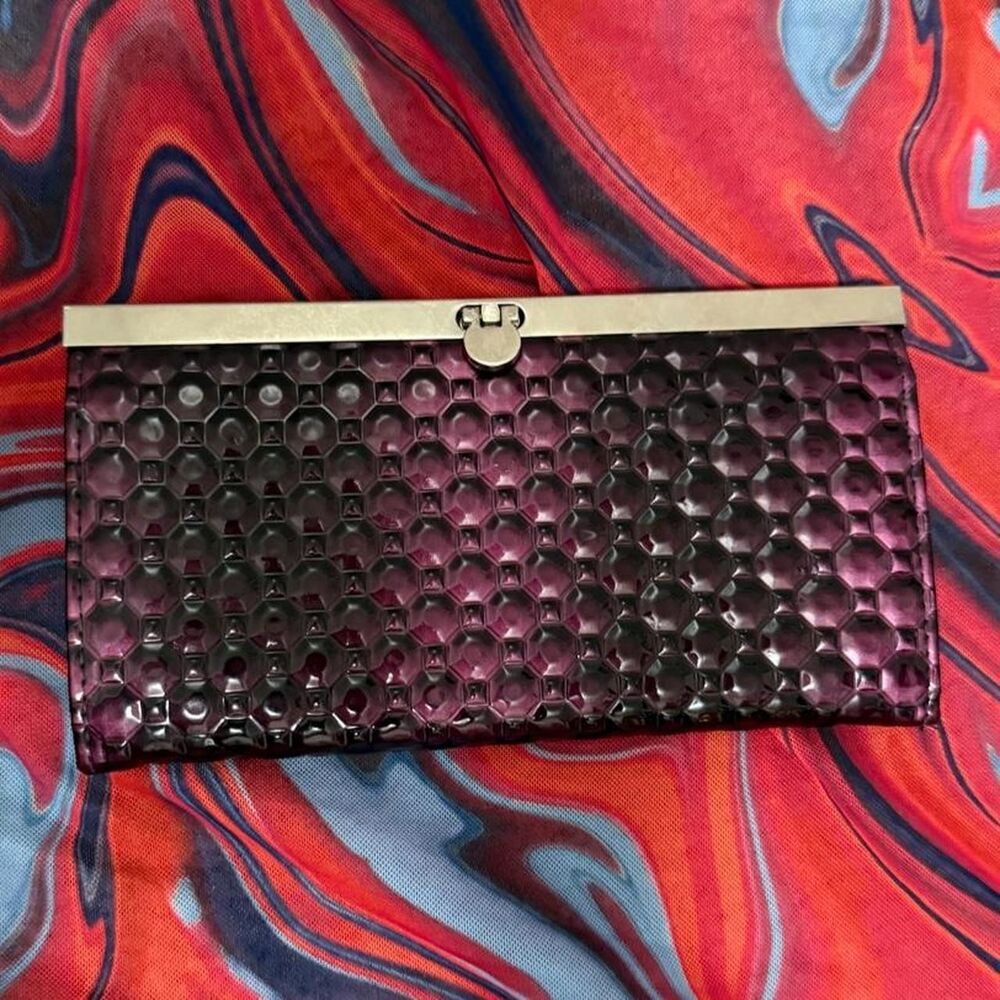 Vintage Deep Purple Transparent Lucite Geometric Clam Clutch Y2K